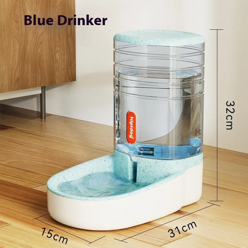 Automatic pet drinker or feeder with 3.8 litre capacity in choice of four colours