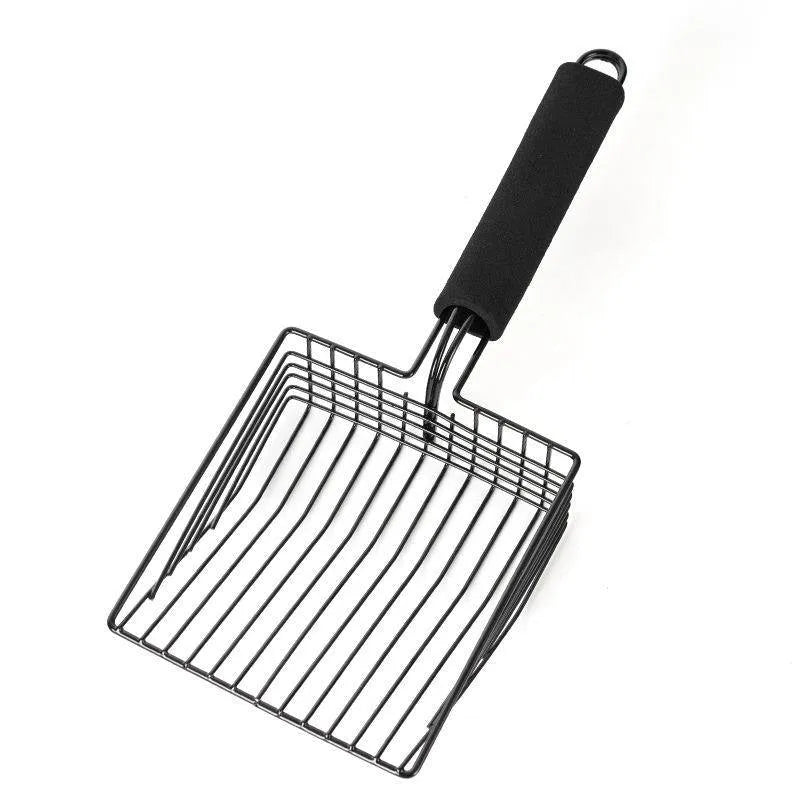 Black metal cat litter scoop with 0.8cm gap spacing between tines for cleaning clumping litter