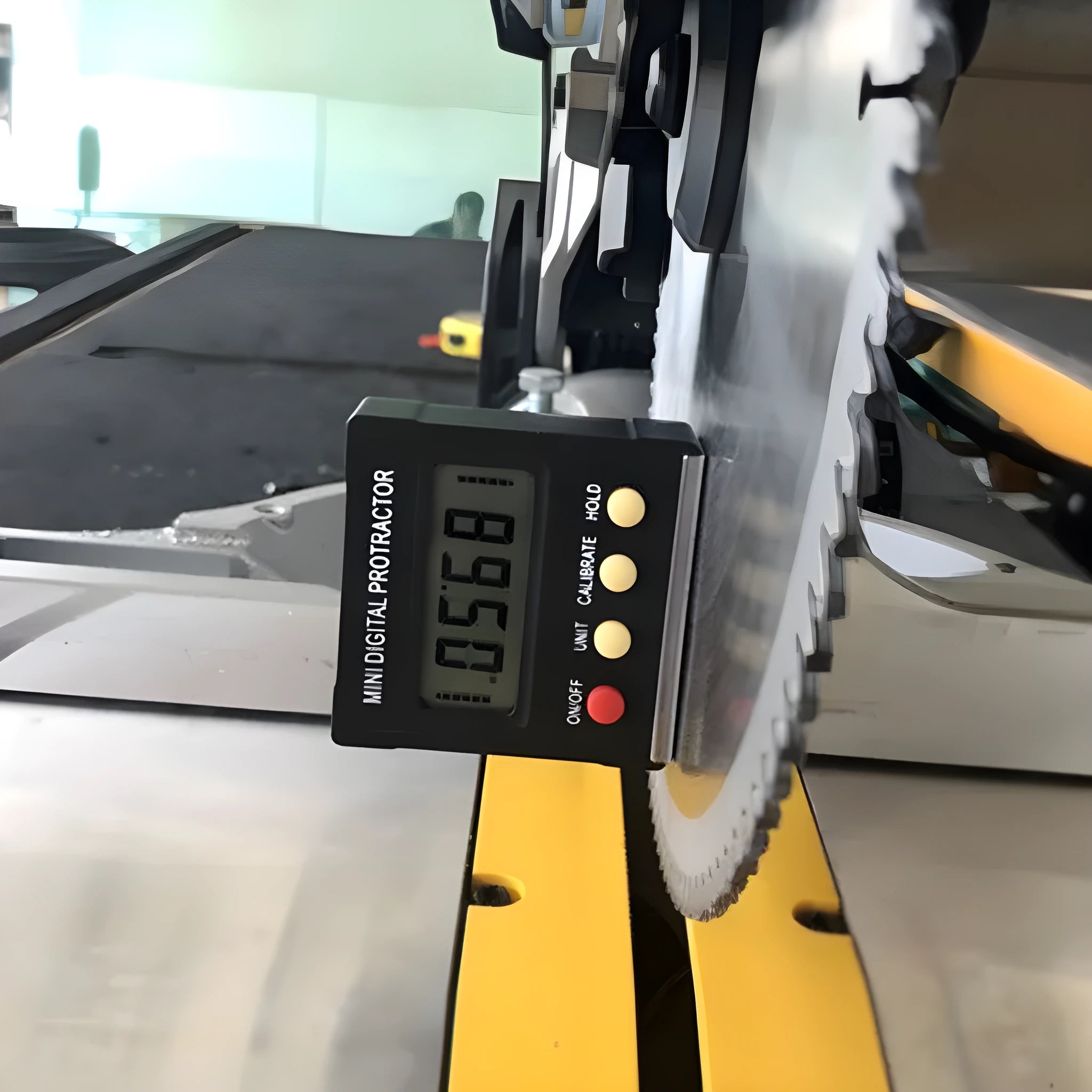 Mini magnetic digital angle inclinometer black with LCD display and magnetic base 55 x 55 x 16mm