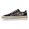Men's casual summer shoes in cloth with round toe, shown in beige and black colour options