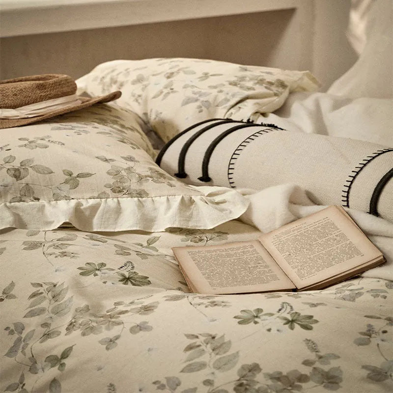 Cotton and linen yarn-dyed four-piece bed set with raw jute colour plants and flowers pattern, includes quilt cover, bed sheet, two pillowcases