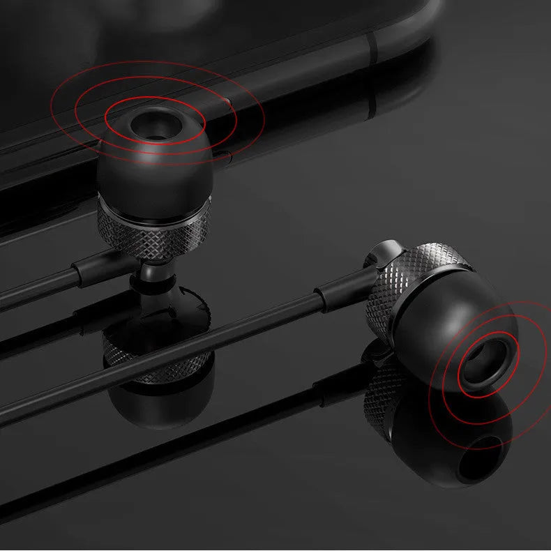 Auricular Metal Fever Heavy Bass Copper In-Ear Headphones in gold, silver, black, and red/black colours with braided cable.