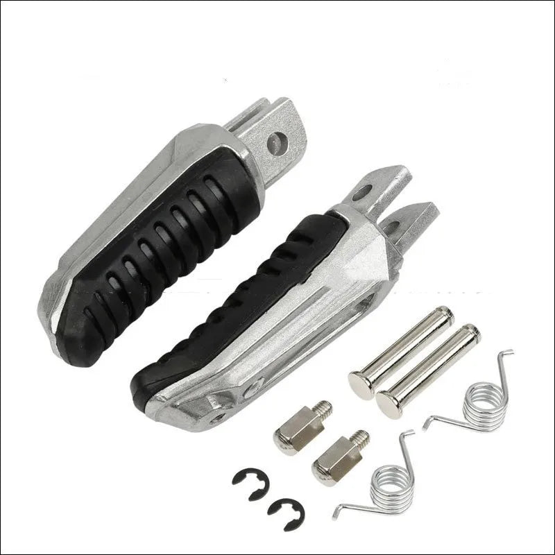 Black aluminium alloy motorcycle foot pegs for Suzuki Hayabusa and V-Strom models.