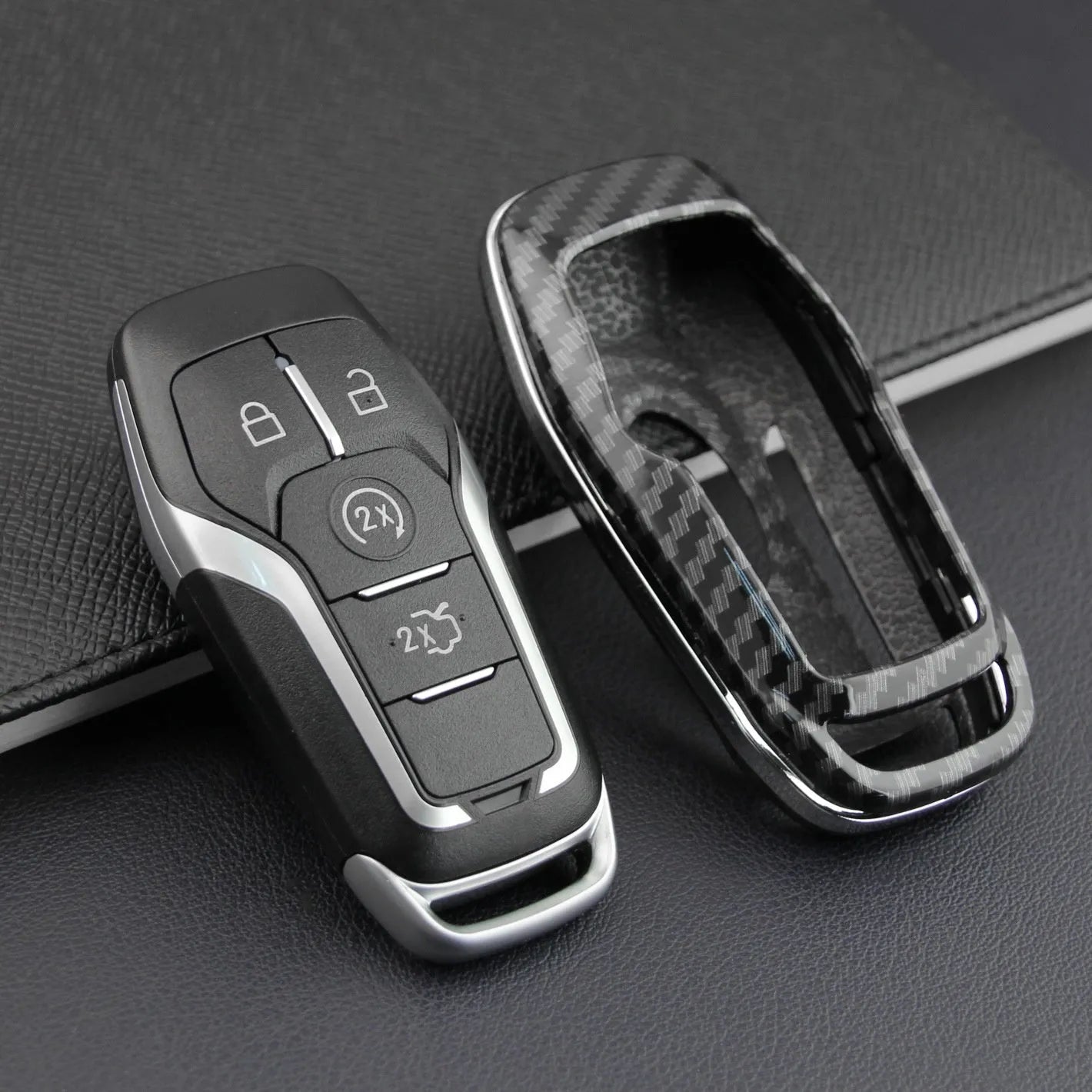 Plastic protective shell for a car key remote, shown in single-shell and buckle versions.