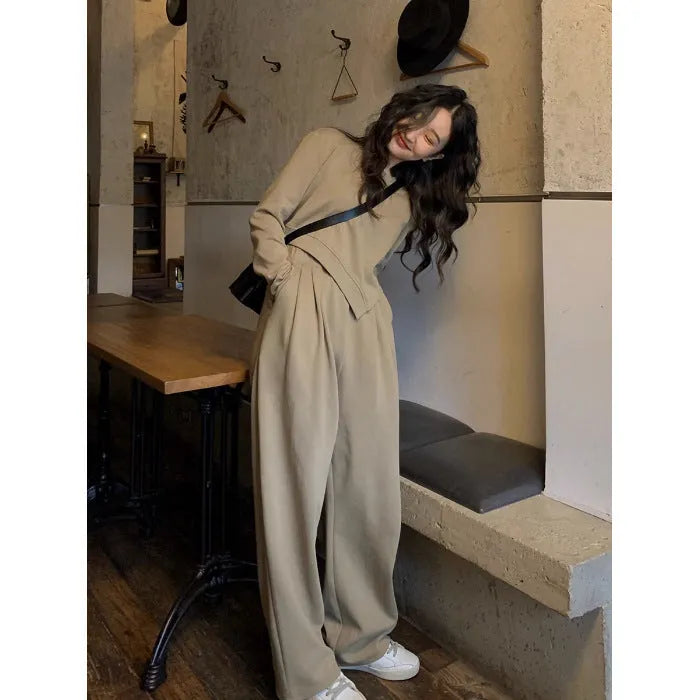 Women's khaki brown loose fit casual sports suit set with long sleeves and trousers.