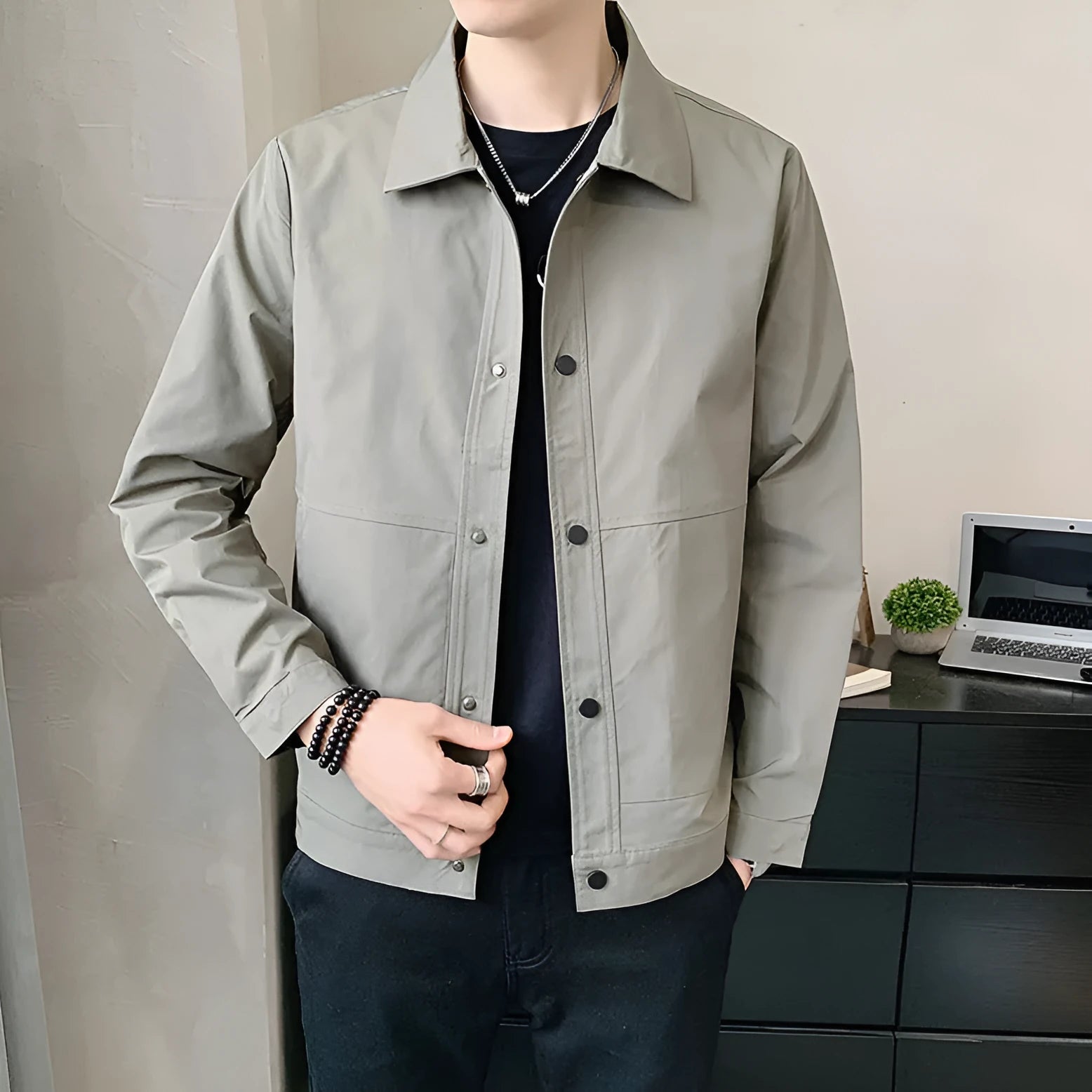 Men's single-layer lightweight jacket in Korean style, shown in a choice of colours.