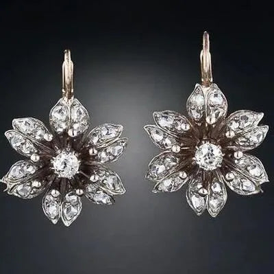 Silver retro creative earrings for women with electroplated finish and alloy construction