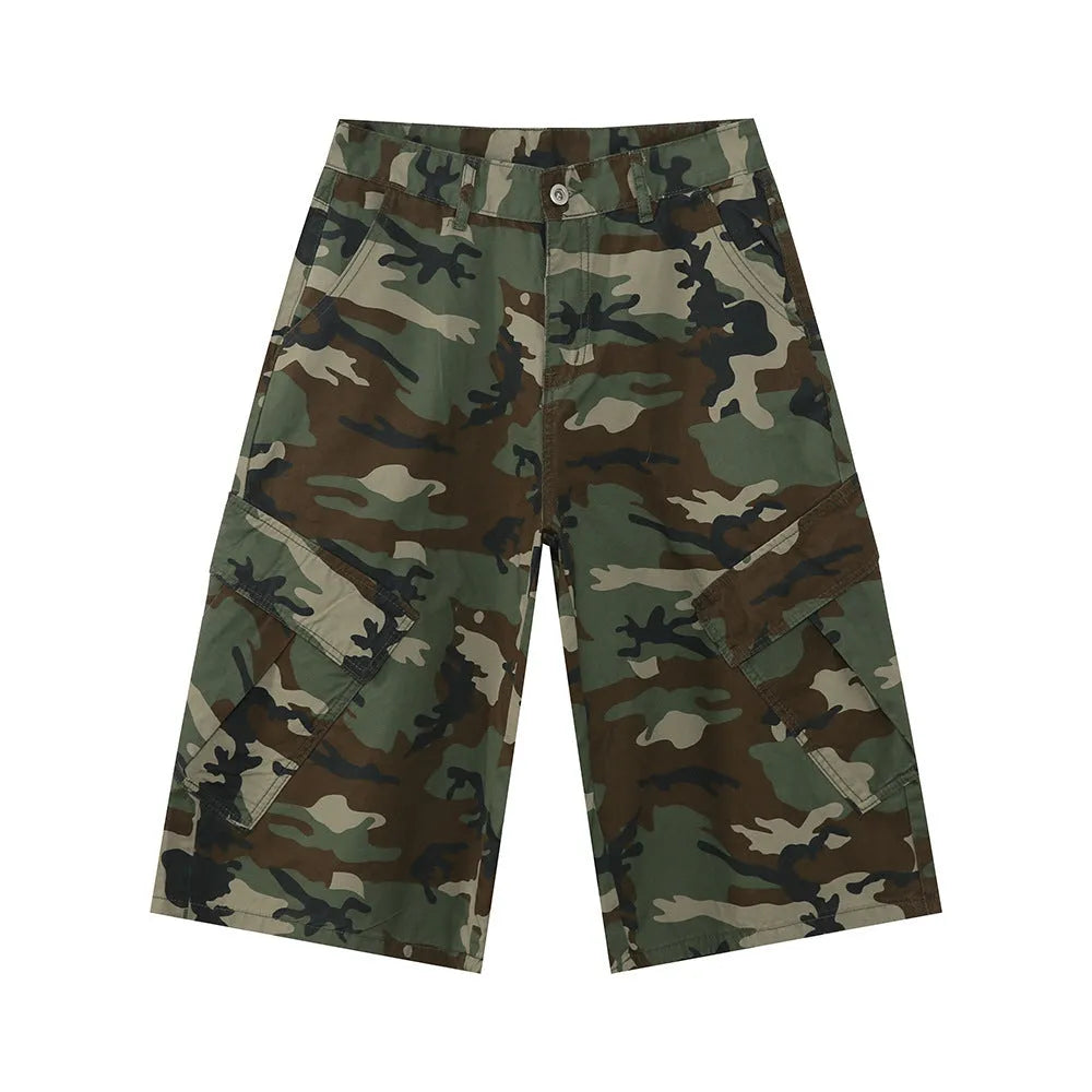 Men's camouflage pattern cotton jeans with wide loose legs and cropped length