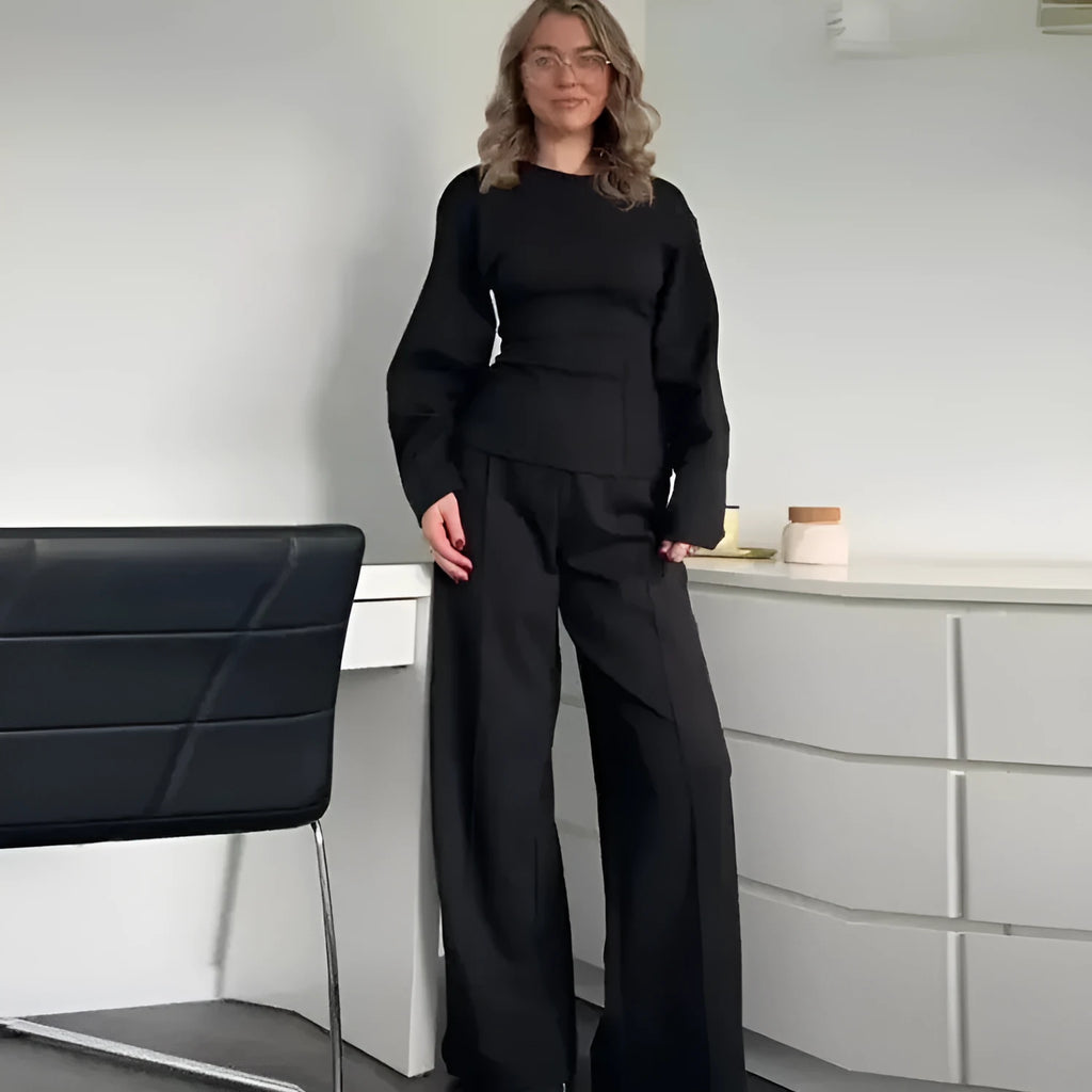 Women's polar fleece two-piece suit set with long sleeve pleated top and wide leg trousers