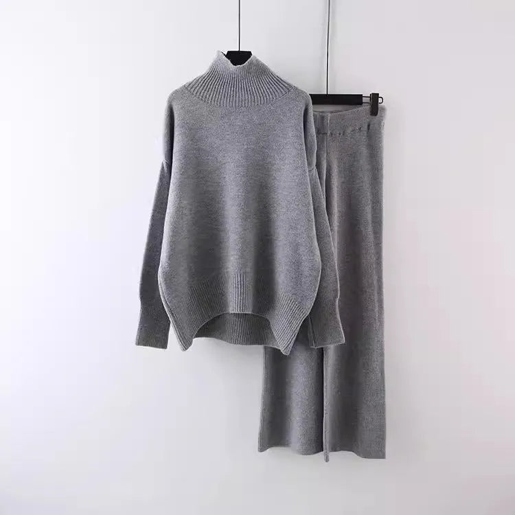 Women's casual long sleeve sweater and wide leg trousers two-piece set in solid colour.