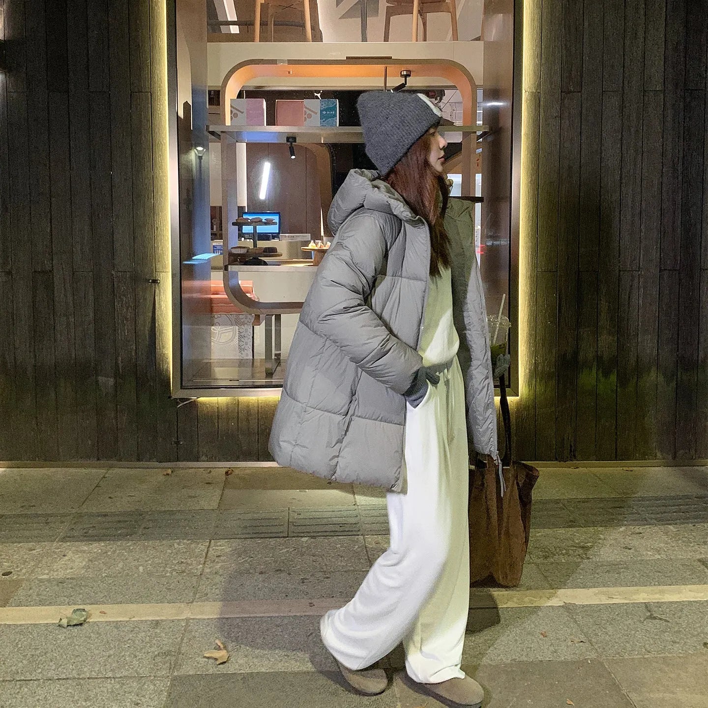 Women's winter loose mid-length down thickened cotton coat in solid colour with pockets, available in multiple colours