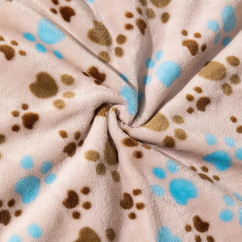 Blue Dog cartoon pattern double-sided flannel pet blanket shown in 100x120cm size