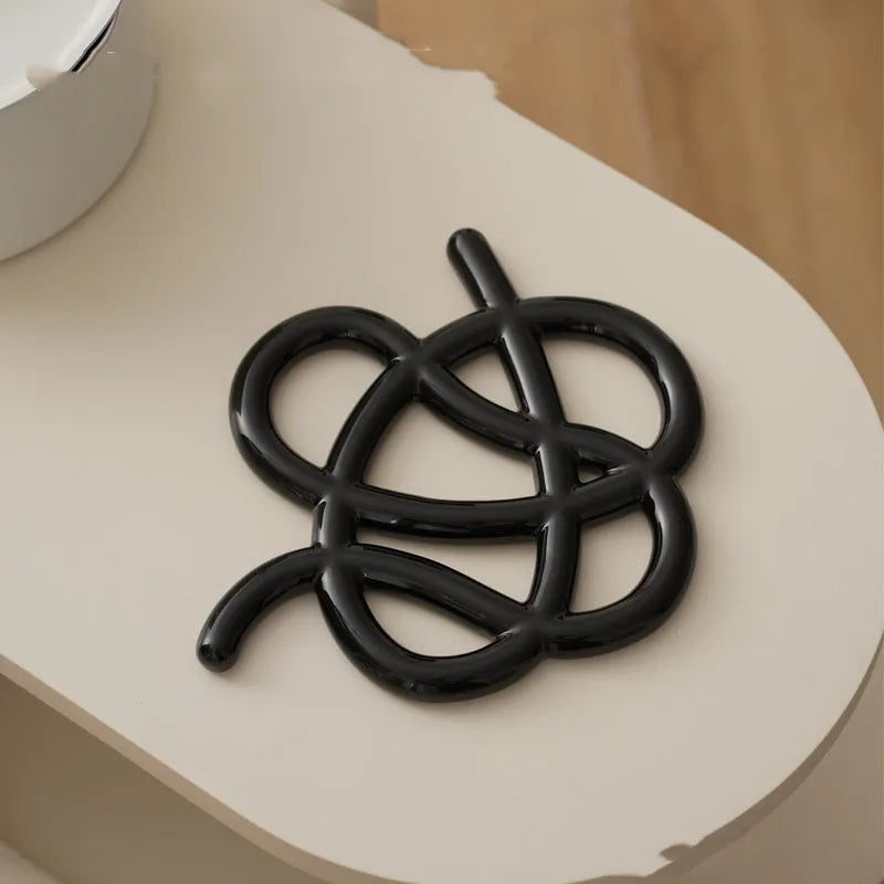 Ceramic heat-proof mat irregular shape modern design bright black coconut milk grey splash ink colours
