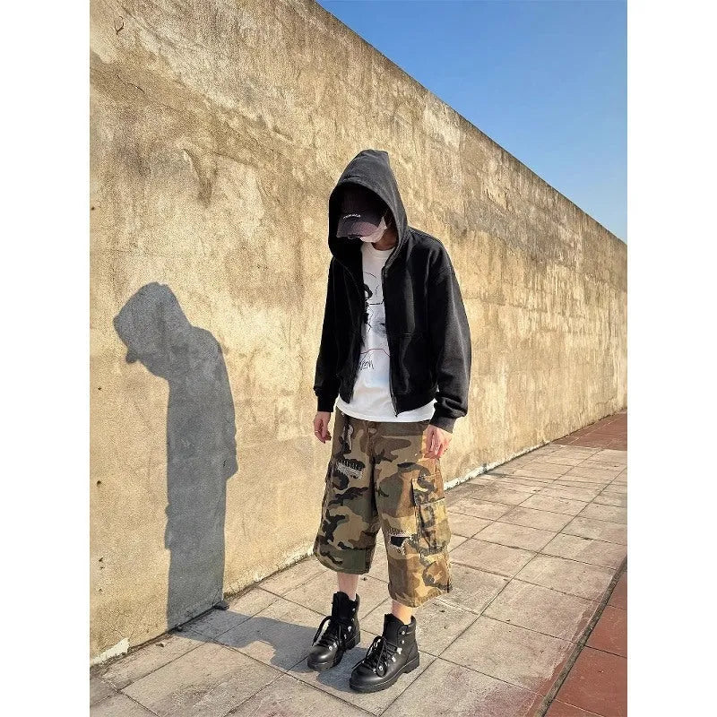 Men's retro patch ripped camouflage cropped casual jeans with straight-leg design
