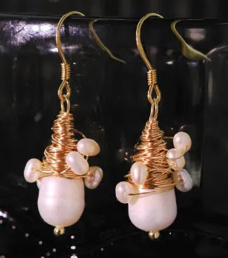 Natural pearl embellished wire-wrapped earrings handmade geometric round white for women