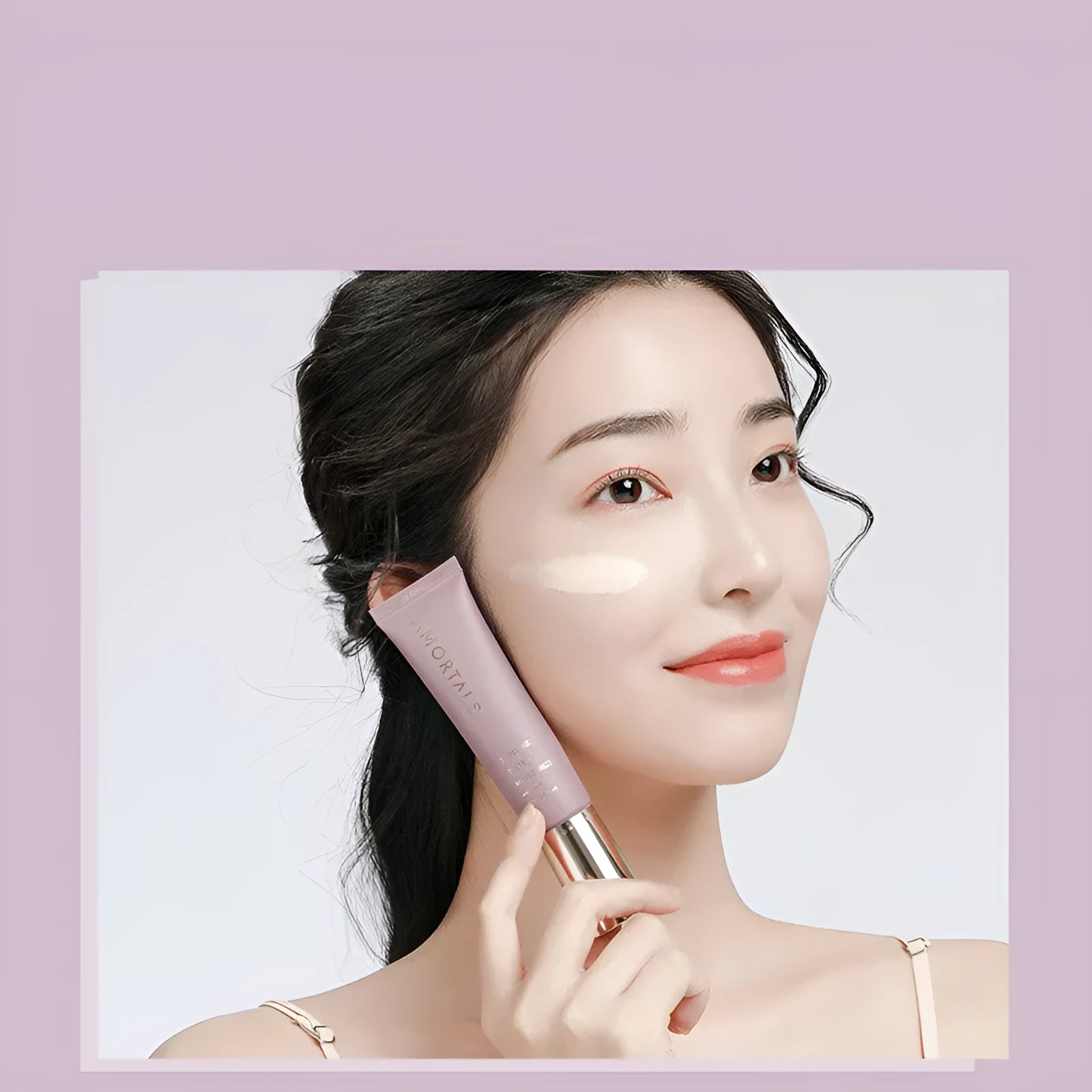 Facial creamy concealer primer in skin colour shade with 30ml tube for face brightening