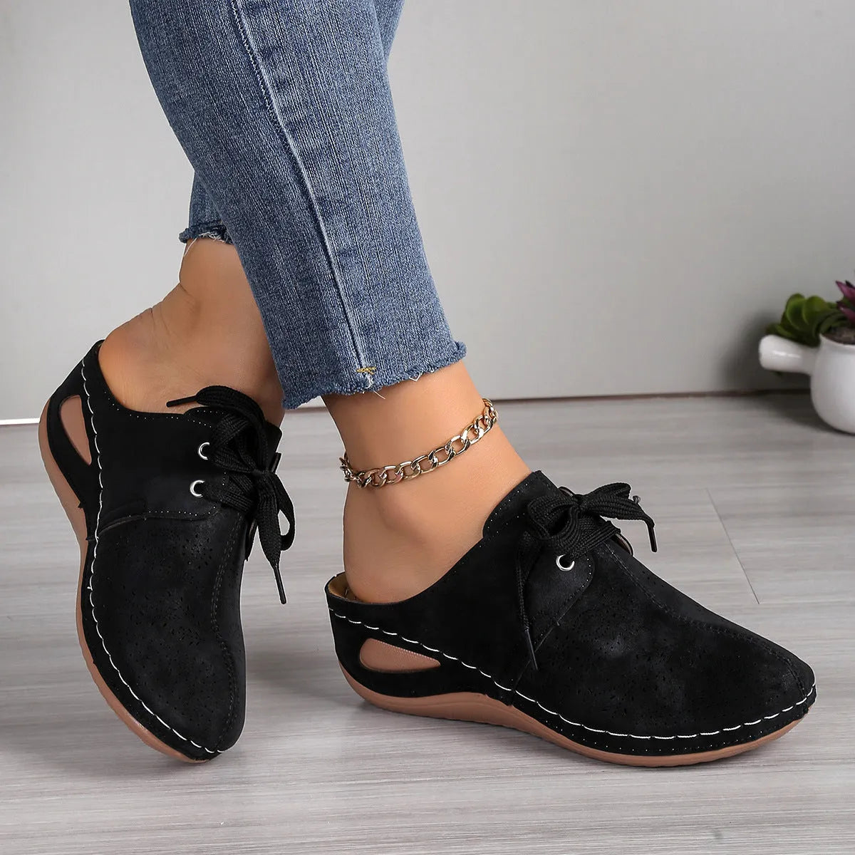 Women's baotou lace-up slippers with hollow out wedges in suede upper and rubber sole