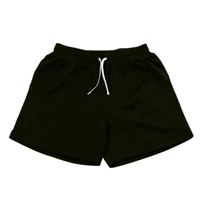 Men's solid colour mesh quick-drying sports shorts for running and fitness workouts in summer