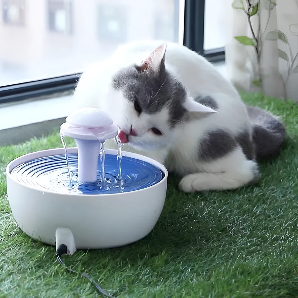 White ABS plastic automatic pet water fountain 20x20x15cm with low-noise pump