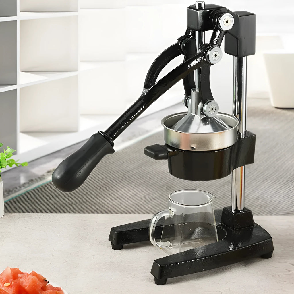 Cast iron manual citrus juicer with stainless steel strainer in black colour option