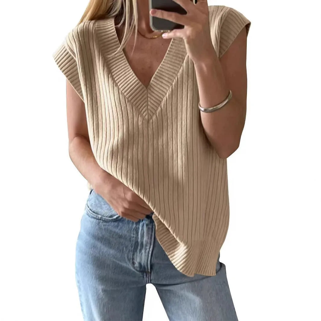 Women's V-neck sleeveless pullover vest in striped pattern with loose fit