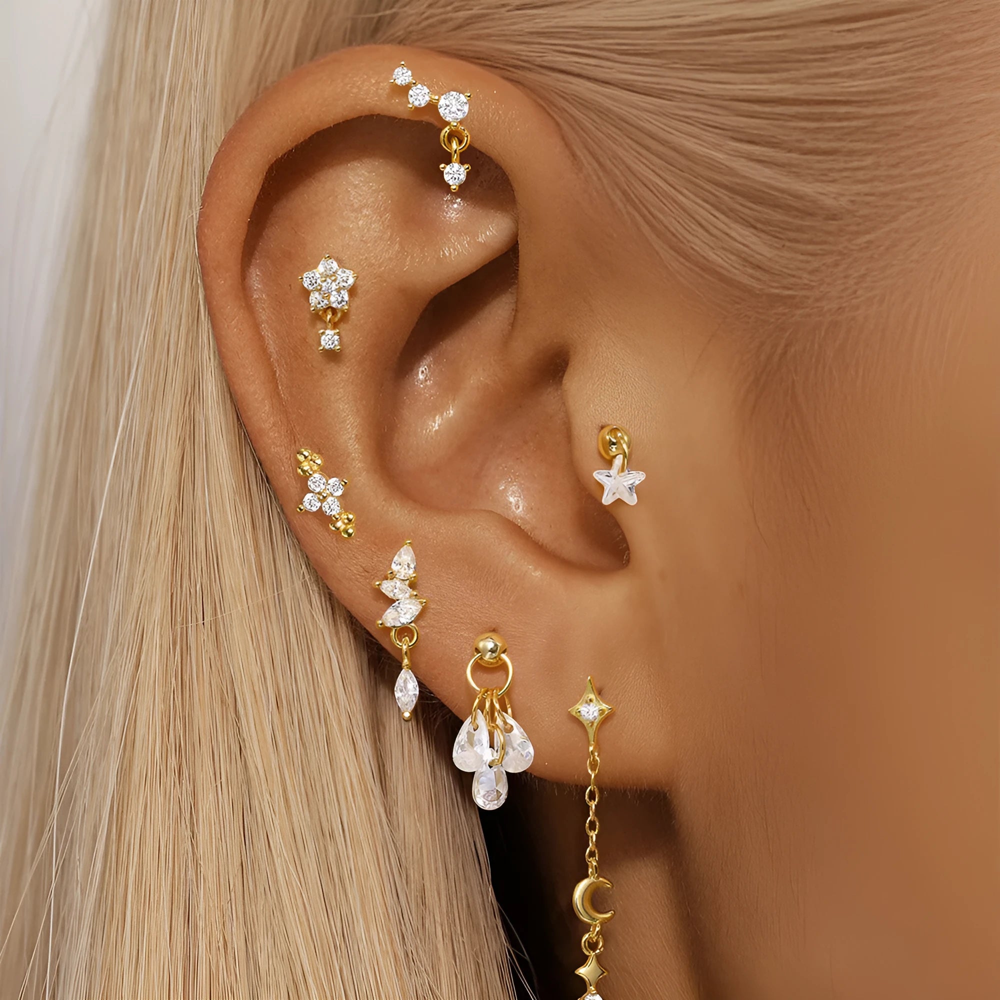 S925 sterling silver geometric moon diamond star piercing earrings in a gold colour finish.