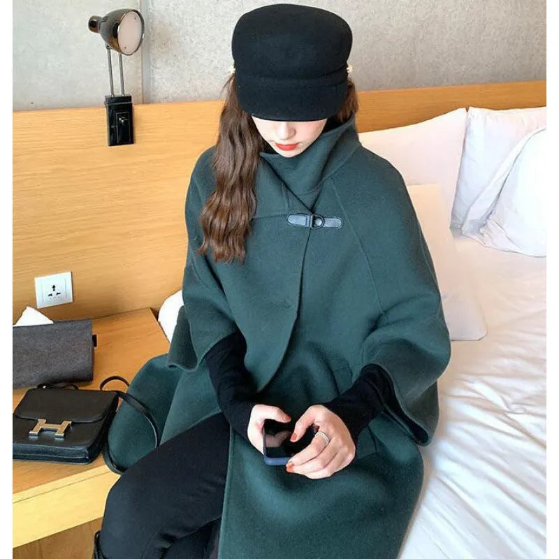 Women's oatmeal-coloured Japanese coat with Korean-style flight sleeves and a lengthened 100cm fit.