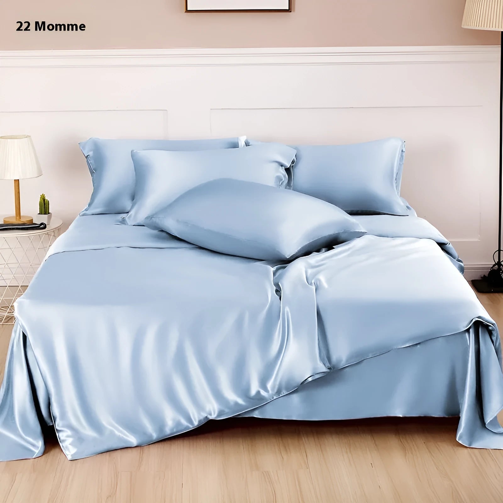 Solid colour silk duvet cover in lotus pink showing double-sided plain weave fabric