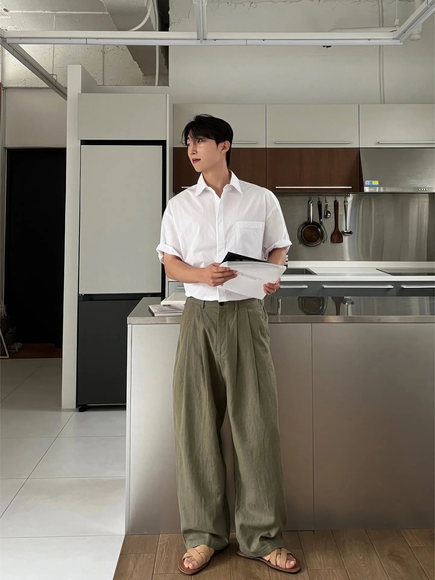 Army Green men's Japanese style leisure trousers with drawstring waist