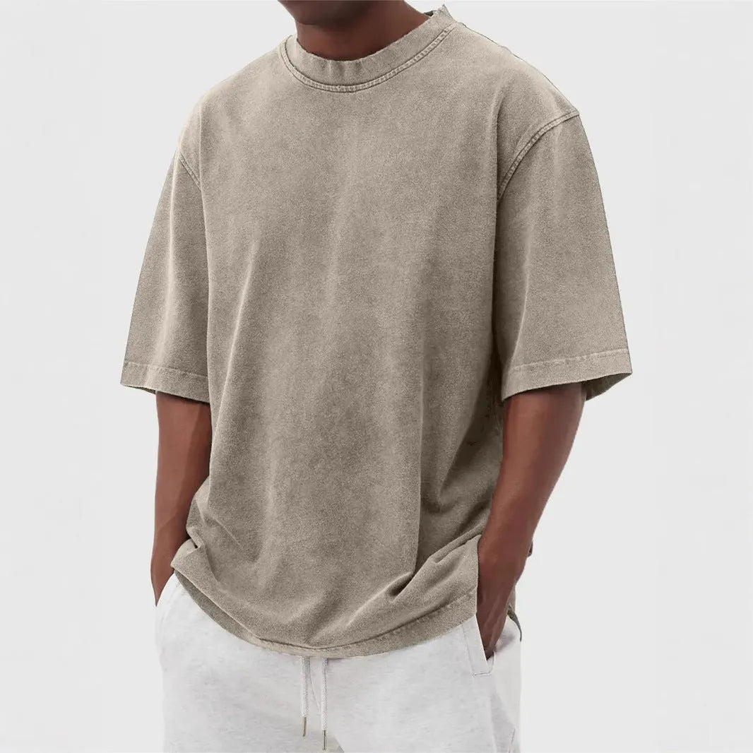 Men's loose fit distressed polyester t-shirt in stone washed solid colours