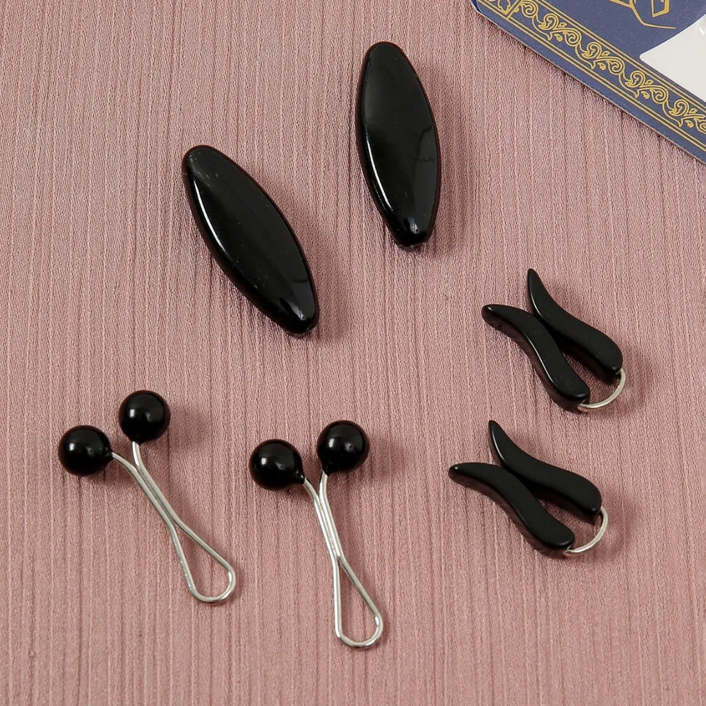 Plastic safety pin set with pearl scarf clip in oval meander pattern, 3.5×1.7cm, resin drip finish, available in 5 colours