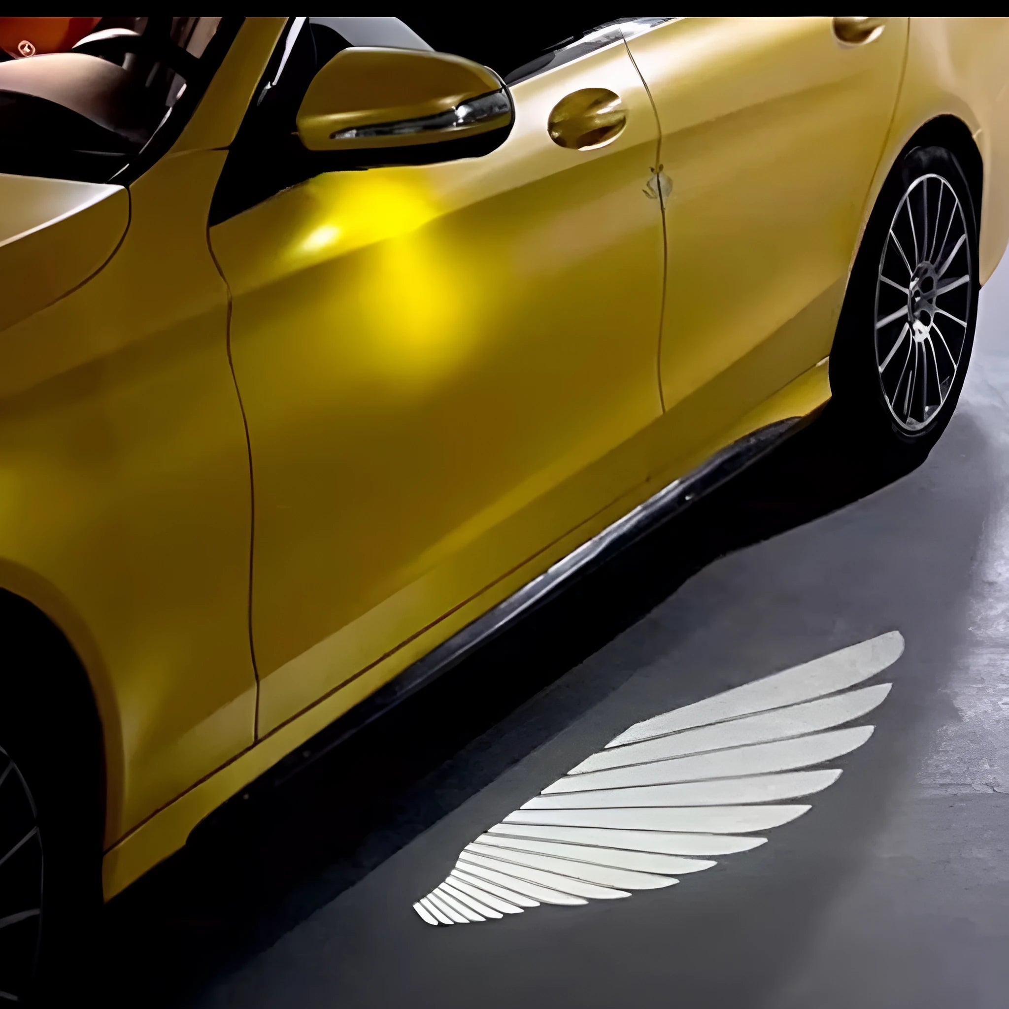 Aluminium car rearview mirror courtesy lamp with angel wing light projection