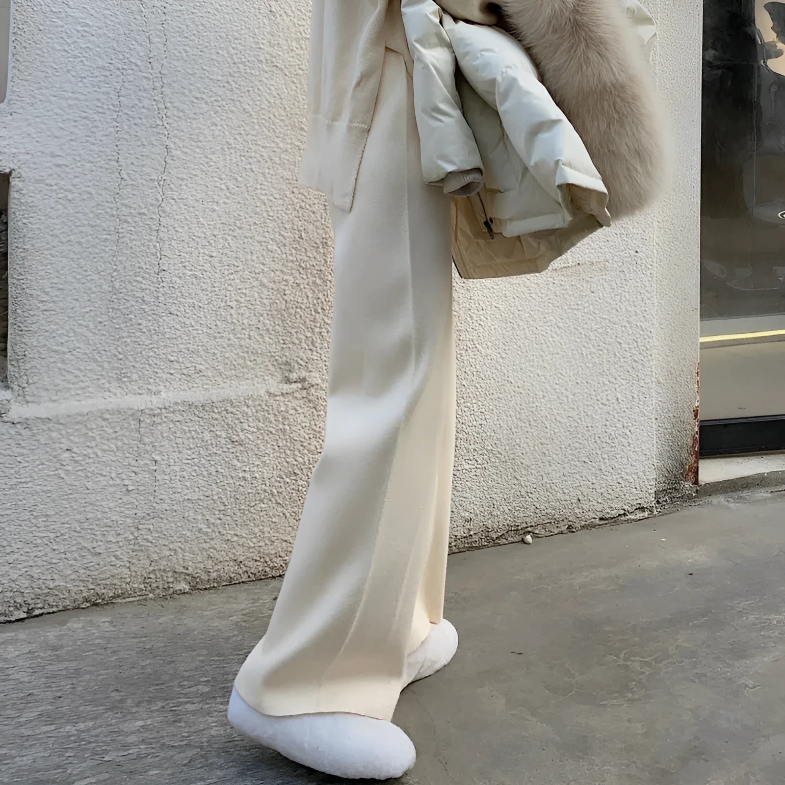 Women's cream white high waist wide-leg knitted trousers with dropped length