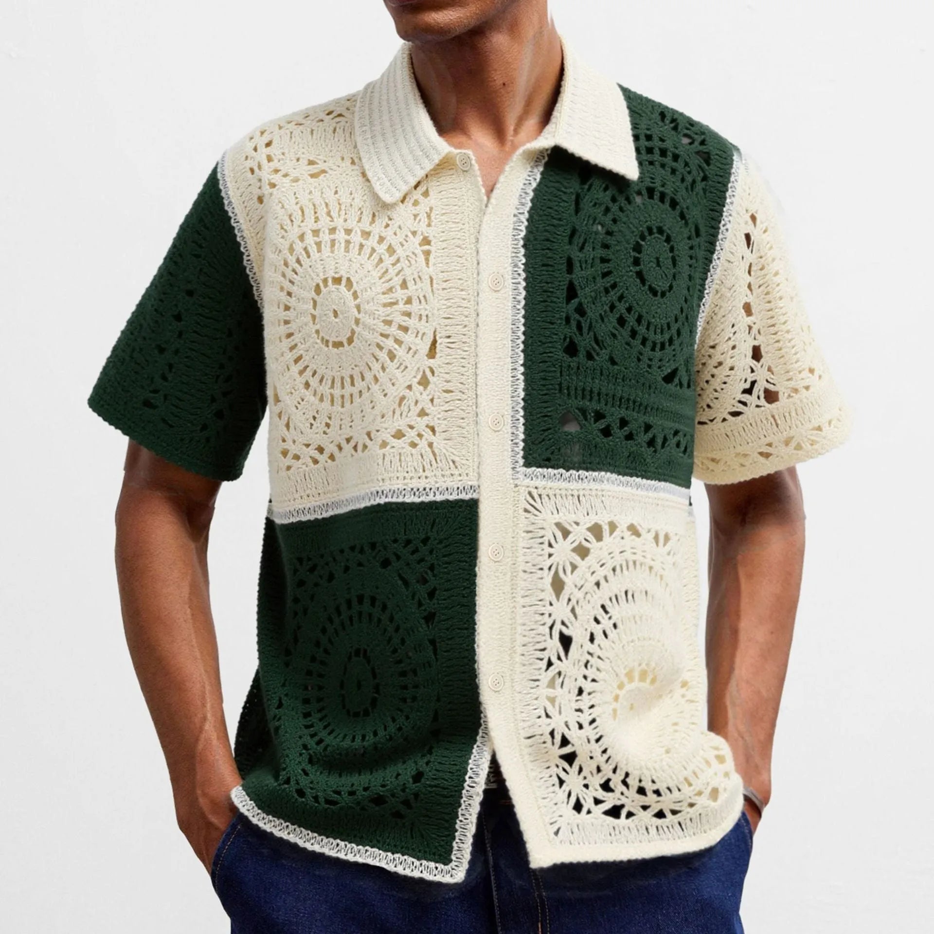 Beige men's knitted shirt with colourblock pattern and flocked detailing on short sleeves