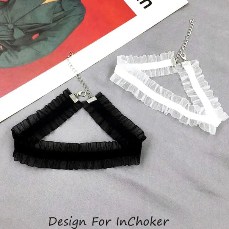 Electroplated alloy flower necklace with ruffled clavicle design on snake bone chain