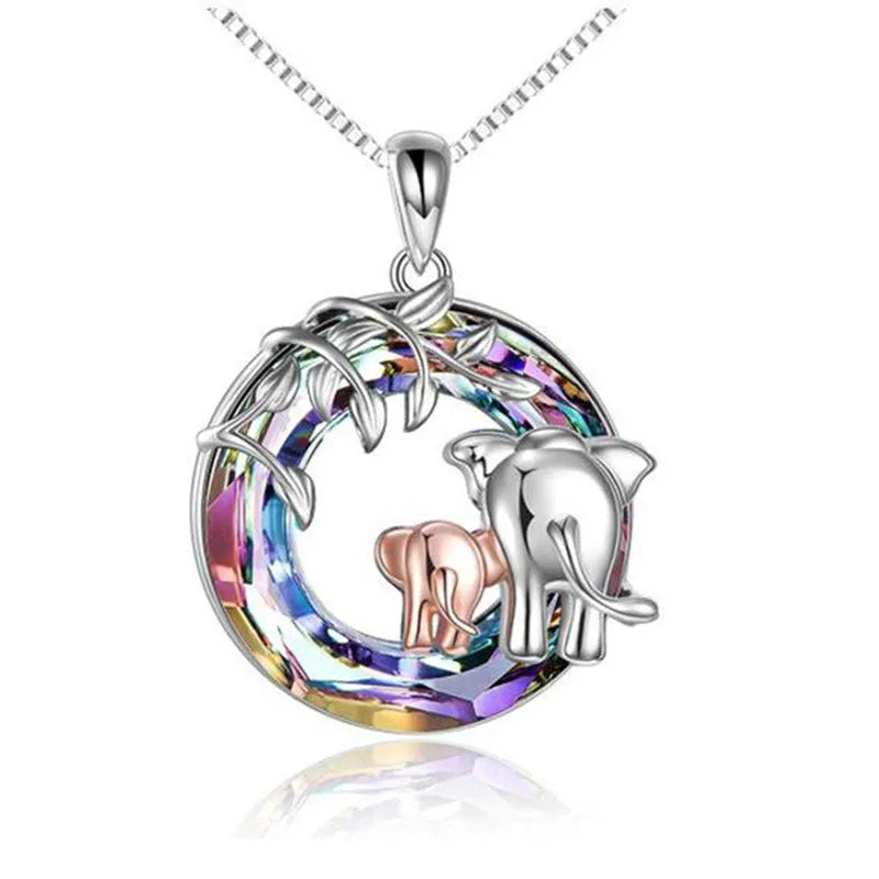 Platinum-coloured adjustable women's necklace with a geometric Saturn pendant charm.