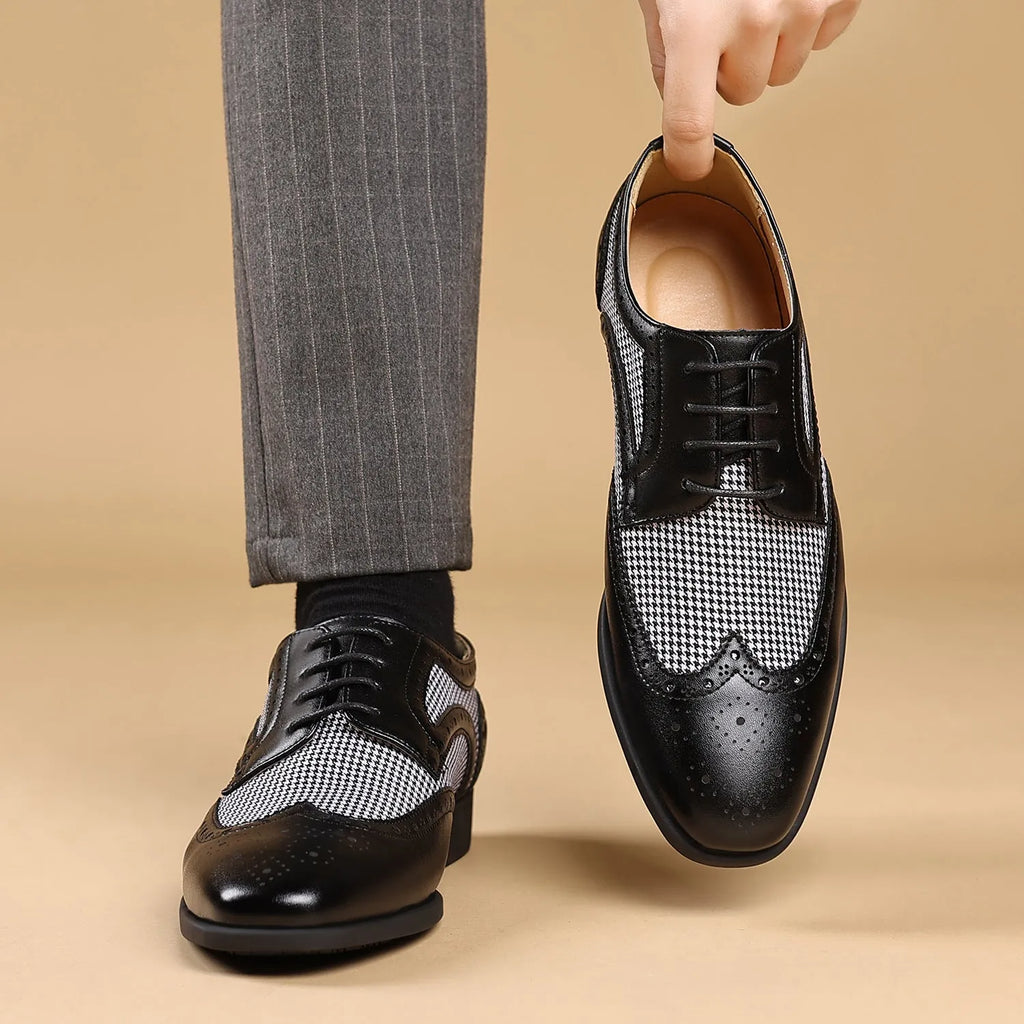 Men's imitation houndstooth plaid casual shoes with square toe and lace-up front