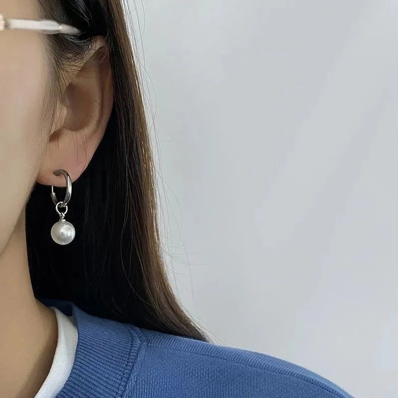 Women's geometric pearl earrings with alloy construction and hip hop style