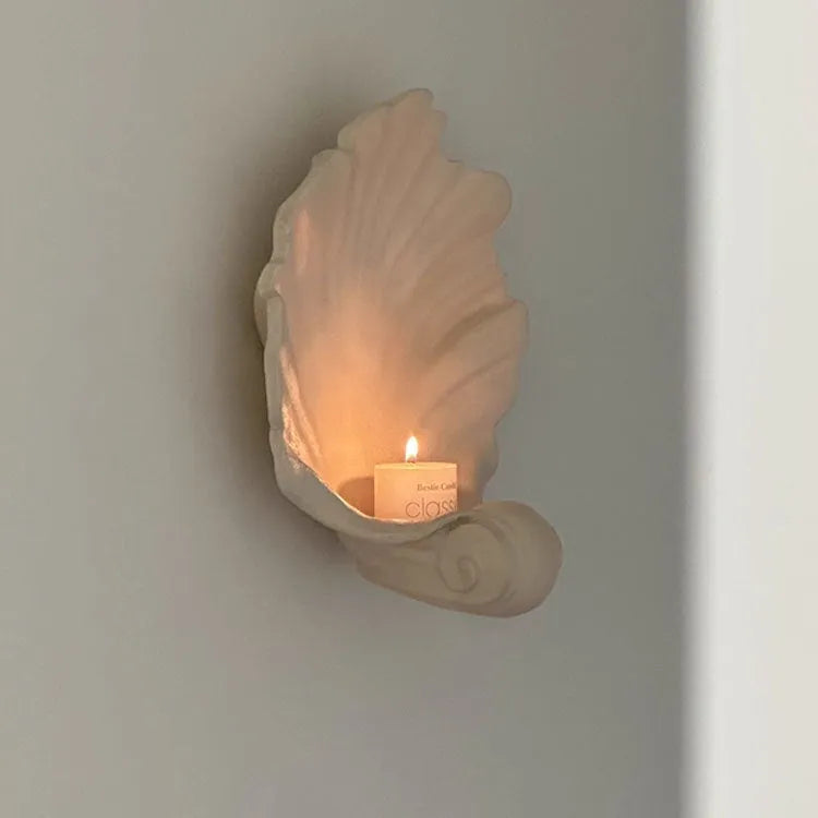 White resin simulation shell fruit plate ornament decoration on table