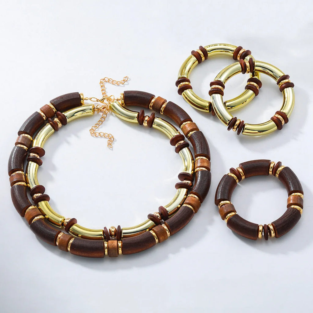 Women's alloy necklace and bracelet set with round pendants in European exaggerated style