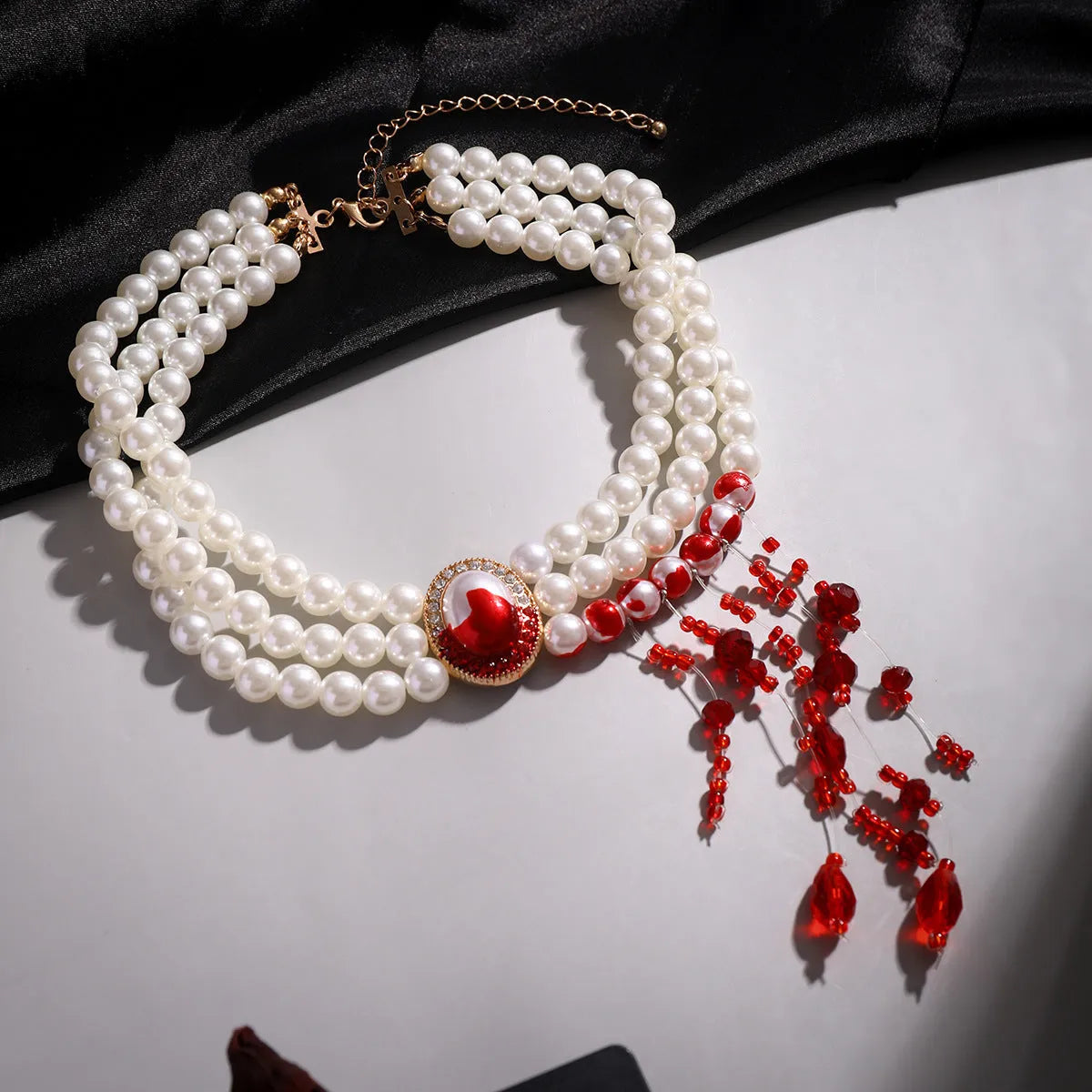 Halloween pearl collar jewellery set with electroplated gold necklace, bracelet and stud earrings in retro gothic style