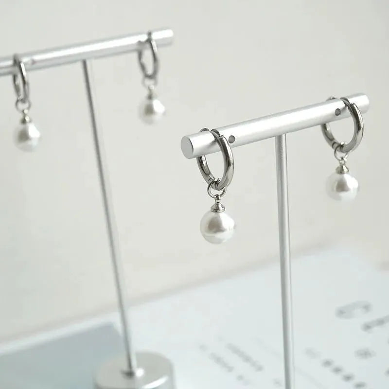 Women's geometric pearl earrings with alloy construction and hip hop style