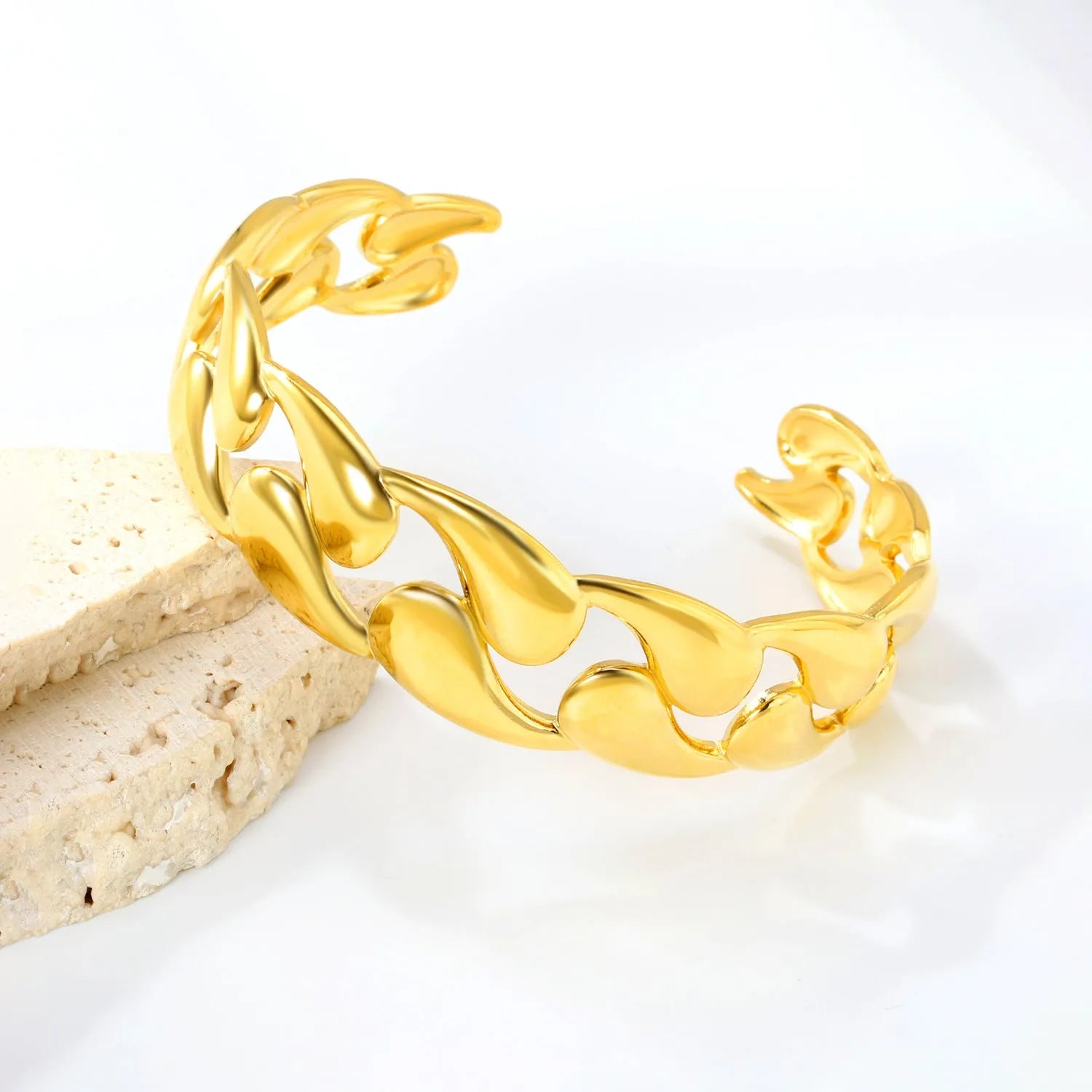 Stainless steel alloy European American design bracelet in gold, rose gold, and silver tones