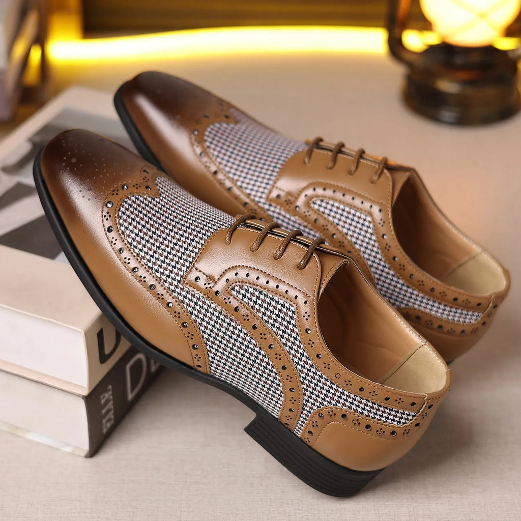 Men's imitation houndstooth plaid casual shoes with square toe and lace-up front