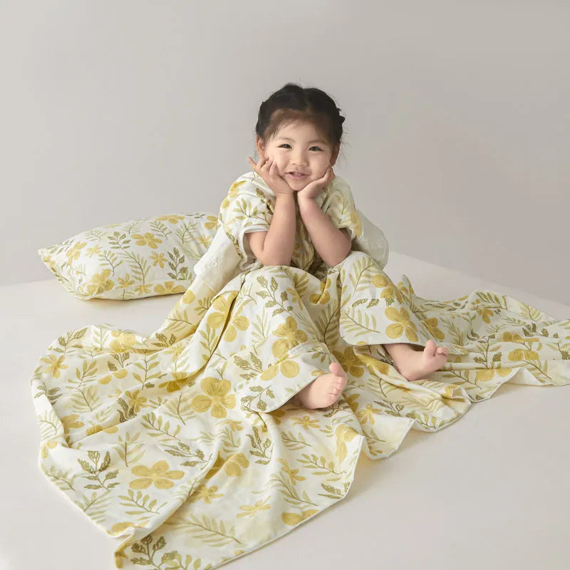 Anti-kick sleeping bag multifunctional cover blanket in summer bedding weight with decorative pattern