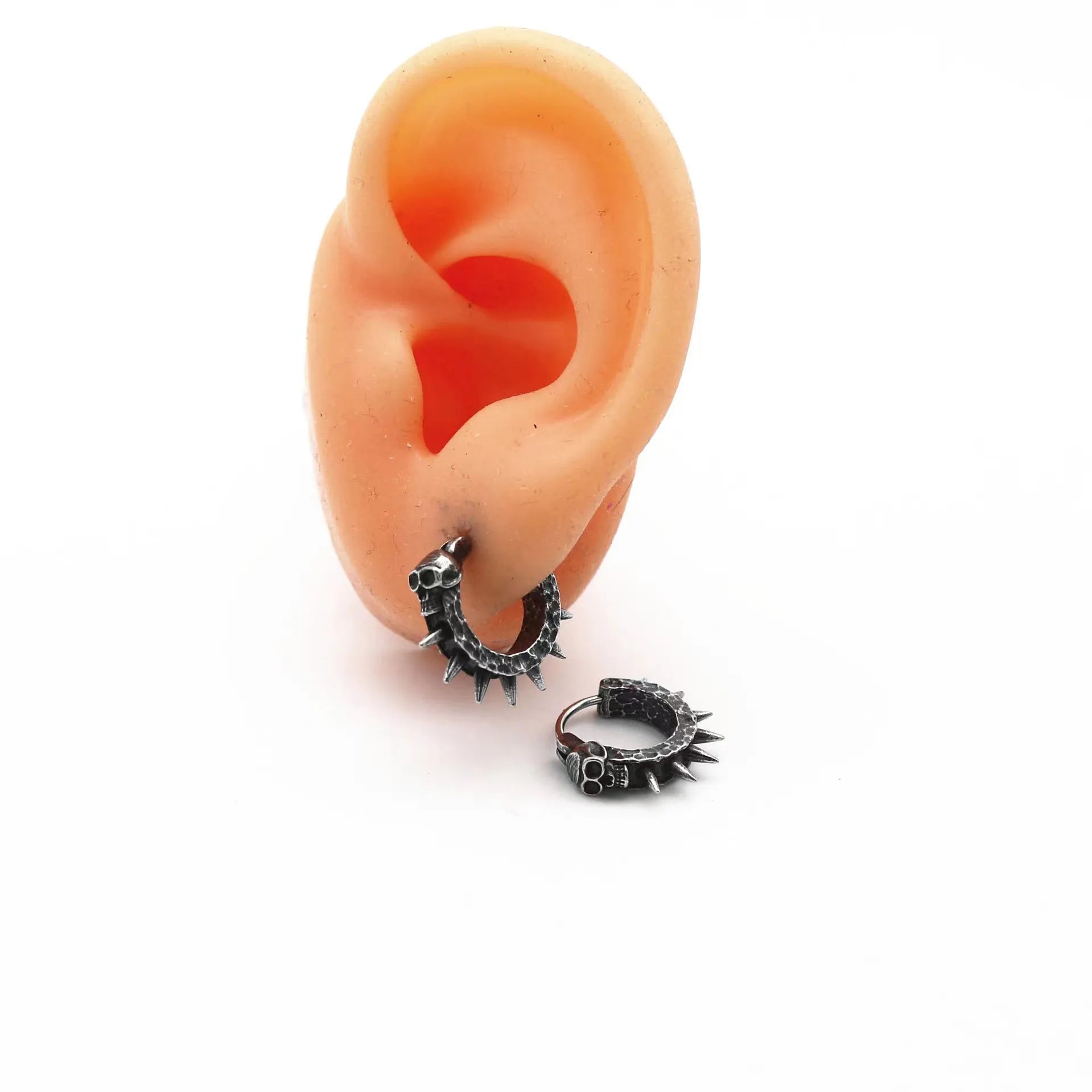 Copper plastic punk motorcycle geometric alloy earrings with black retro finish