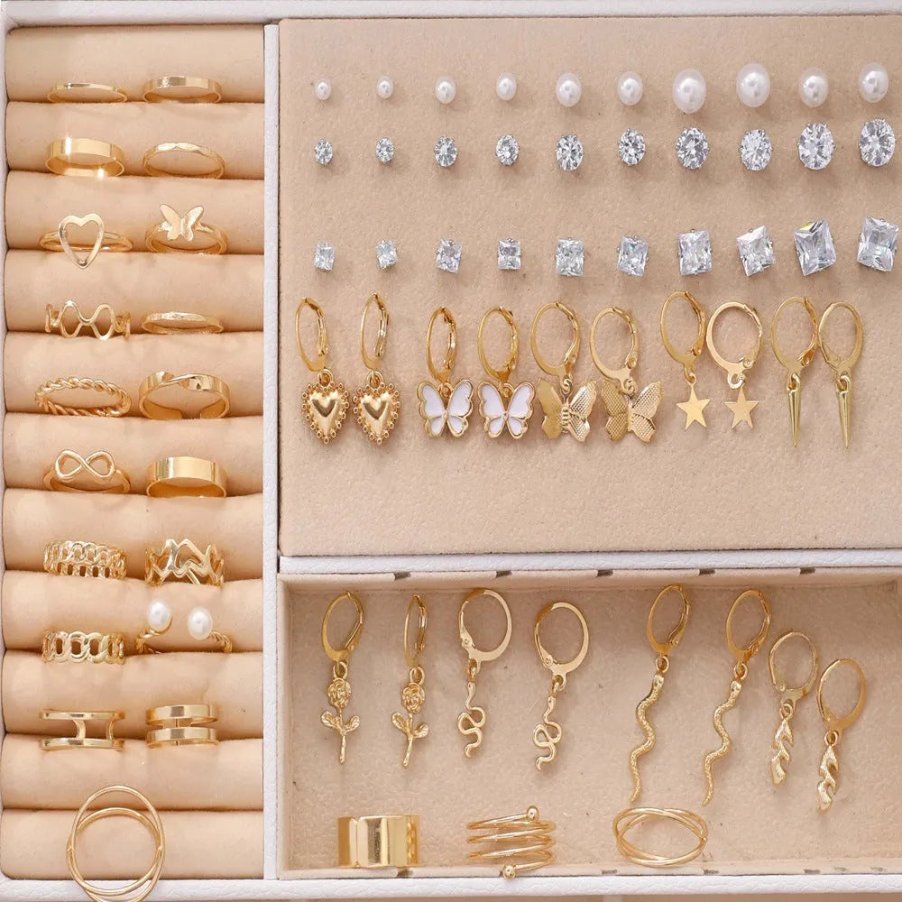 108 geometric alloy earrings with round pearl elements in gold and yellow electroplated finishes for women