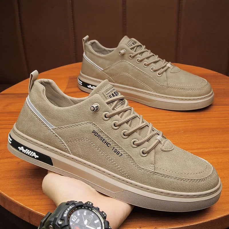 Men's black construction casual shoes with non-slip rubber soles and round toe design