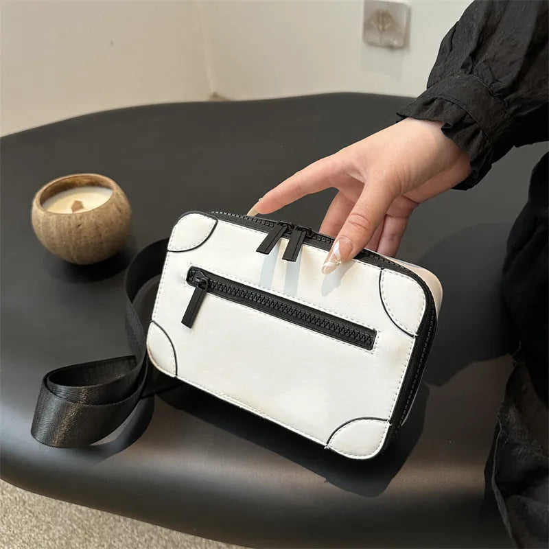 Women's square crossbody bag in PU leather with three-dimensional pockets and mobile phone compartment