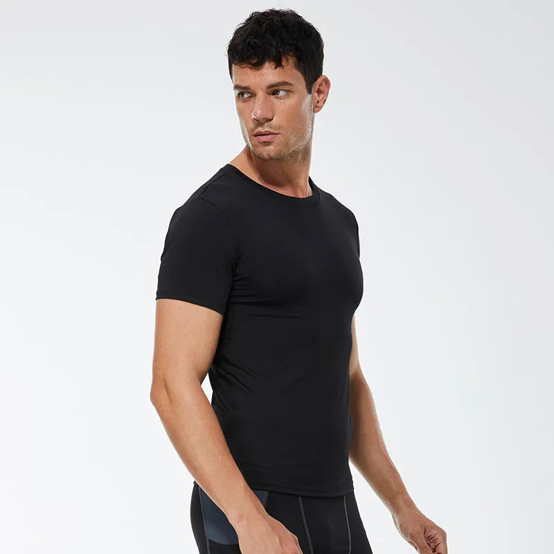 Men's solid colour stretch quick drying short-sleeved fitness shirt in polyester